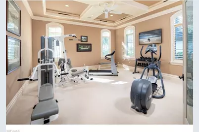 1979 4th St S, Naples, FL 34102 - Photo 9