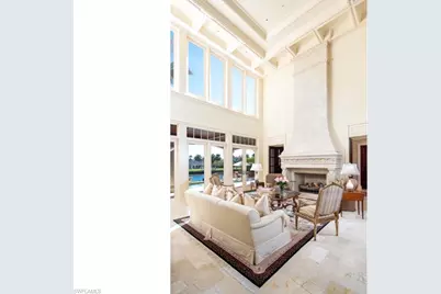 1979 4th St S, Naples, FL 34102 - Photo 3