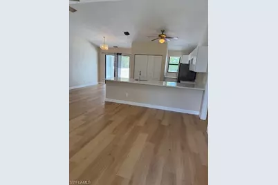 8198 Lark Ln, Fort Myers, FL 33967 - Photo 9