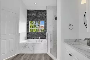 8983 Mustang Island Cir, Naples, FL 34113 - Photo 33