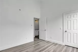 8983 Mustang Island Cir, Naples, FL 34113 - Photo 37