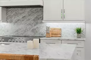 5130 Alpha Ct, Naples, FL 34105 - Photo 7