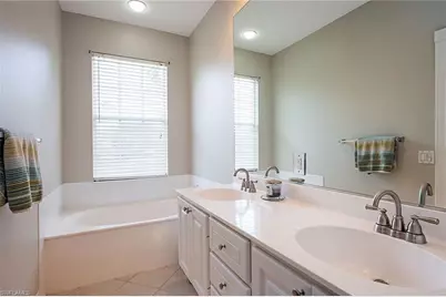 5697 Cove Cir #42, Naples, FL 34119 - Photo 9