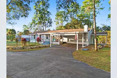 460 9th St SW, Naples, FL 34117 - Photo 3