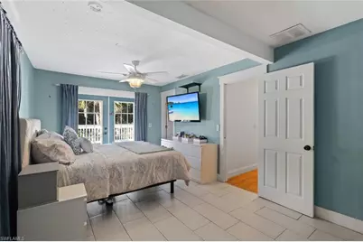 460 9th St SW, Naples, FL 34117 - Photo 15