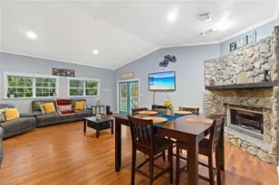 460 9th St SW, Naples, FL 34117 - Photo 11