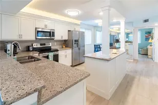 270 Naples Cove Dr, Naples, FL 34110 - Photo 9