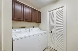 5341 Fox Hollow Dr, Naples, FL 34104 - Photo 19