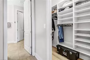 13082 Pembroke Dr, Naples, FL 34105 - Photo 17