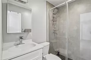 4518 W Alhambra Cir, Naples, FL 34103 - Photo 9