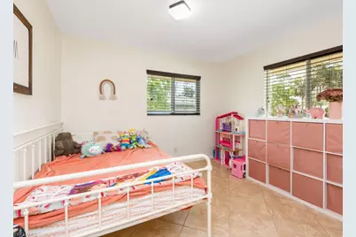 5300 Cypress Ln, Naples, FL 34113 - Photo 9