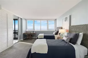 5601 Turtle Bay Dr, Naples, FL 34108 - Photo 21