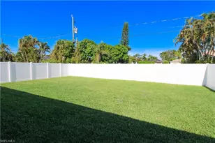 615 108th Ave N, Naples, FL 34108 - Photo 33