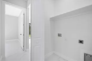 926 Winters St E, Lehigh Acres, FL 33974 - Photo 17