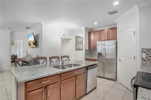 673 Hadley St E, Naples, FL 34104 - Photo 11