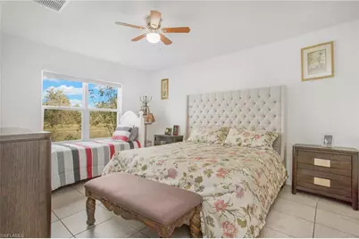 673 Hadley St E, Naples, FL 34104 - Photo 25