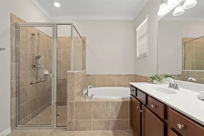 9409 Glenforest Dr, Naples, FL 34120 - Photo 21