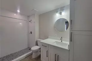 7950 Preserve Cir, Naples, FL 34119 - Photo 9