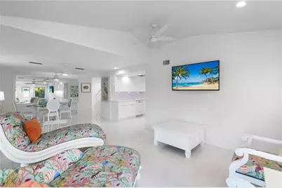 821 Palm St, Marco Island, FL 34145 - Photo 3