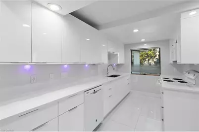 821 Palm St, Marco Island, FL 34145 - Photo 5