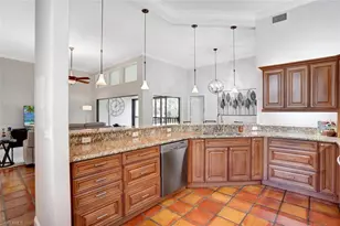 6535 Valen Way, Naples, FL 34108 - Photo 11