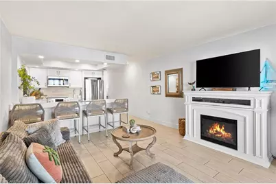260 Southbay Dr #107, Naples, FL 34108 - Photo 1