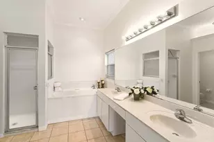 2051 Morning Sun Ln, Naples, FL 34119 - Photo 15