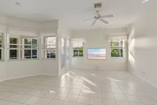 2051 Morning Sun Ln, Naples, FL 34119 - Photo 5