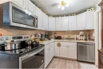 1360 5th Ave N, Naples, FL 34102 - Photo 1