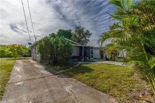 1360 5th Ave N, Naples, FL 34102 - Photo 27