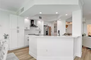 325 Dunes Blvd, Naples, FL 34110 - Photo 11