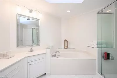 900 L Ambiance Cir #9-106, Naples, FL 34108 - Photo 17