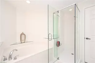 900 L'Ambiance Cir, Naples, FL 34108 - Photo 19