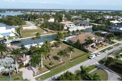 1668 McIlvaine Ct, Marco Island, FL 34145 - Photo 5