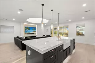 1794 Holiday Ln, Naples, FL 34104 - Photo 7