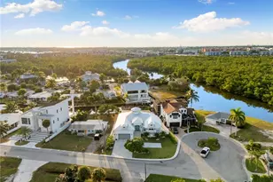 1794 Holiday Ln, Naples, FL 34104 - Photo 37