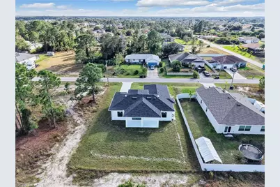 2514 36th St SW, Lehigh Acres, FL 33976 - Photo 33