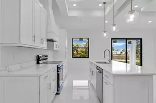 2514 36th St SW, Lehigh Acres, FL 33976 - Photo 9