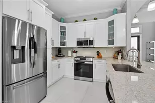 2642 10th Ave NE, Naples, FL 34120 - Photo 13