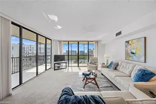 11 Bluebill Ave, Naples, FL 34108 - Photo 3