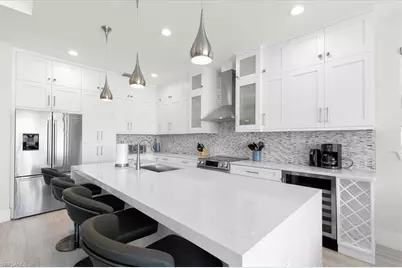 734 109th Ave N, Naples, FL 34108 - Photo 3