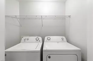 839 Hampton Cir, Naples, FL 34105 - Photo 19