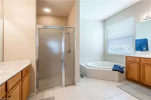 3911 Aurora Ct, Naples, FL 34116 - Photo 21