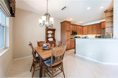 3911 Aurora Ct, Naples, FL 34116 - Photo 9