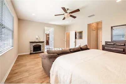 3911 Aurora Ct, Naples, FL 34116 - Photo 19