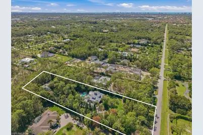 6480 Sandalwood Ln, Naples, FL 34109 - Photo 45