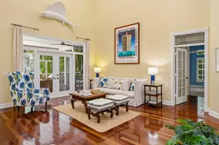 6480 Sandalwood Ln, Naples, FL 34109 - Photo 5