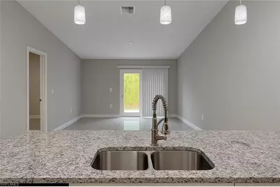 4622 Leonard Blvd S, Lehigh Acres, FL 33973 - Photo 3