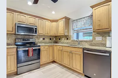 458 W Valley Dr, Bonita Springs, FL 34134 - Photo 9