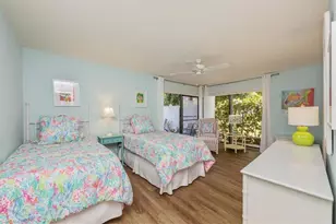 544 Retreat Dr, Naples, FL 34110 - Photo 13